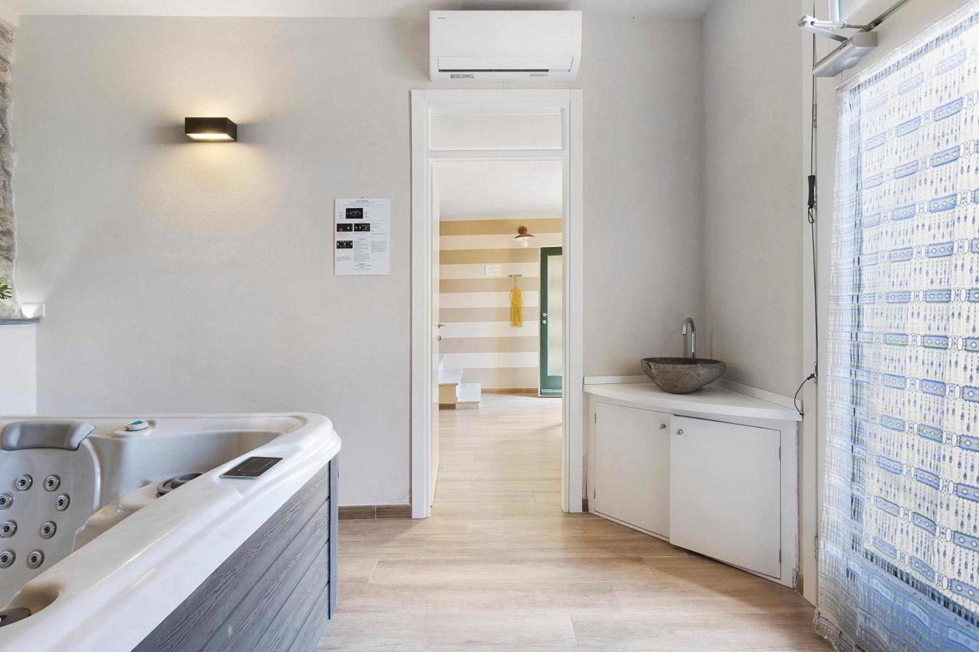 Residenza Del Capitano Apartment Levanto Bagian luar foto